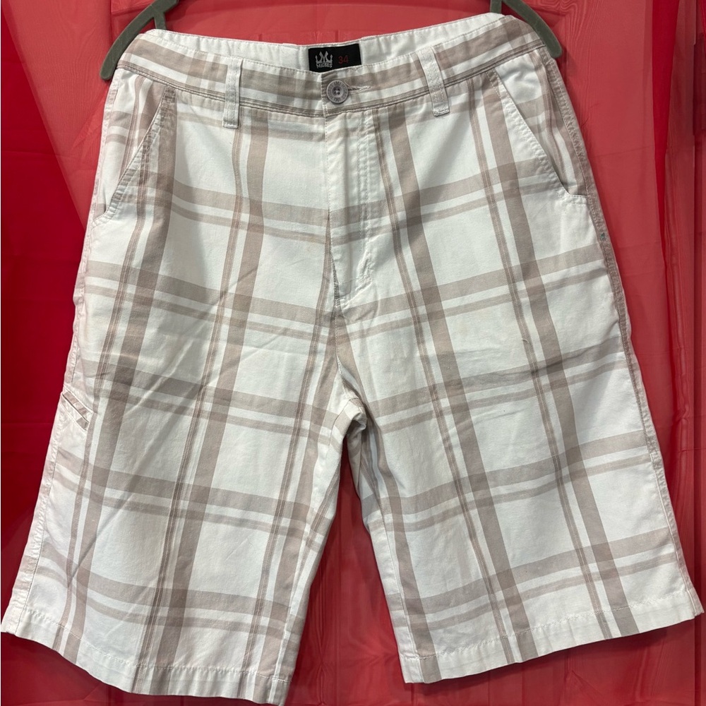 Micros Men's Beige Plaid Flat Front Shorts